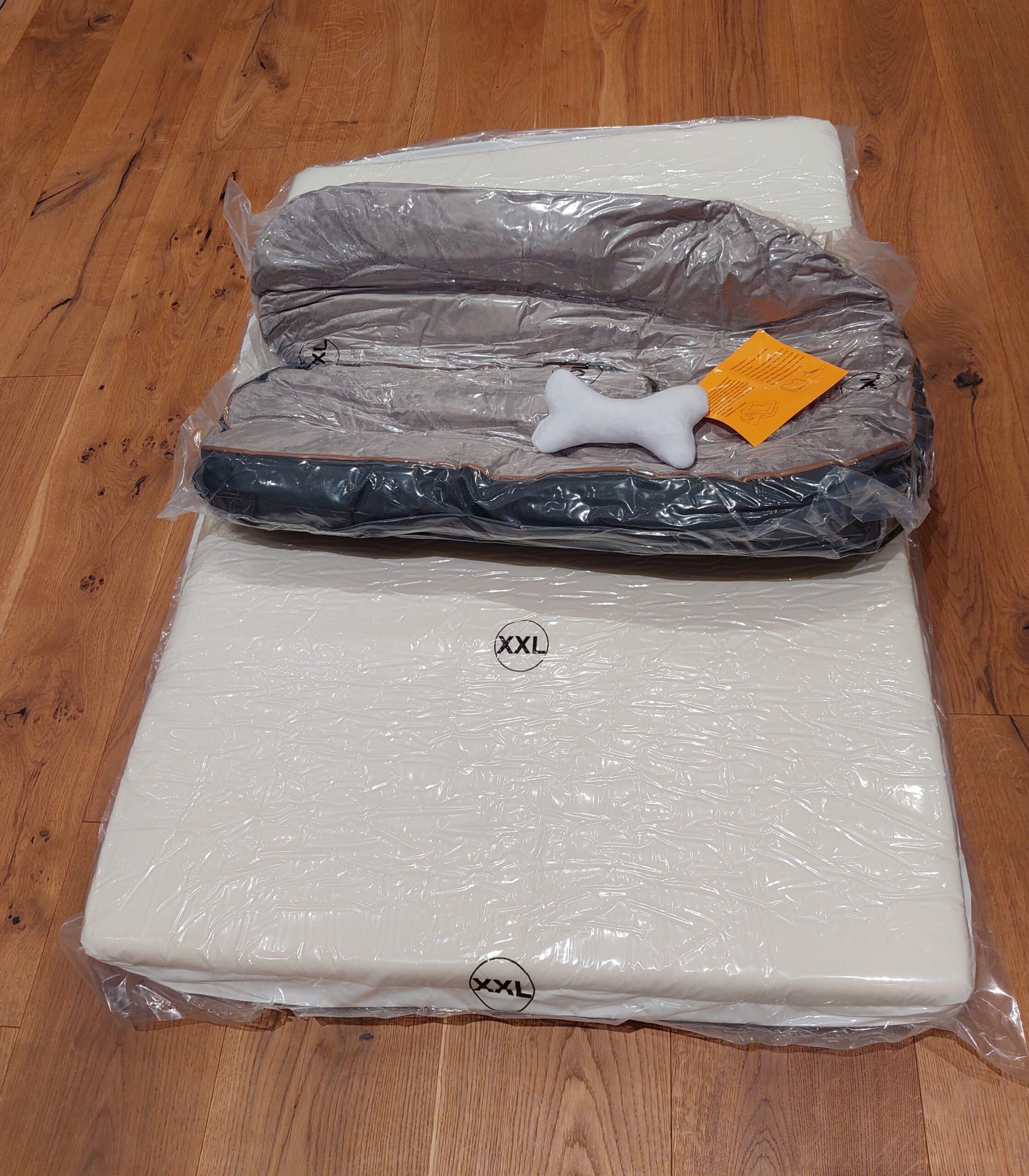 JOYELF Hundebett Test - verpacktes Bett