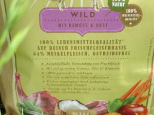 Die Inhaltsangaben des Canireo-Trockenfutter.